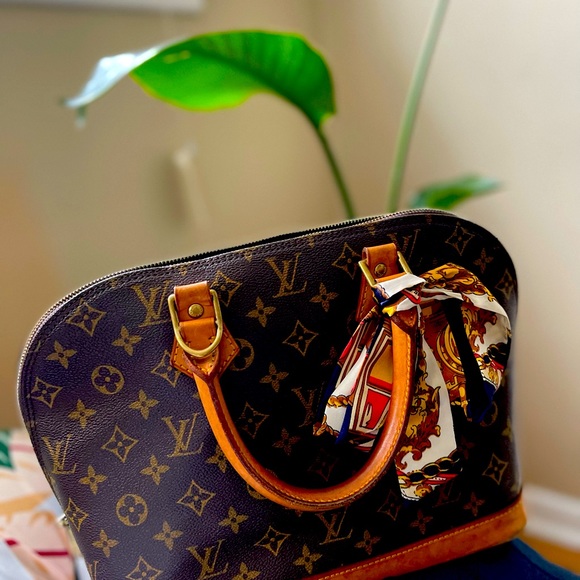 Louis Vuitton Monogram Canvas Alma PM Pre-Owned Louis Vuitton Monogram Alma ... - Picture 2 of 5